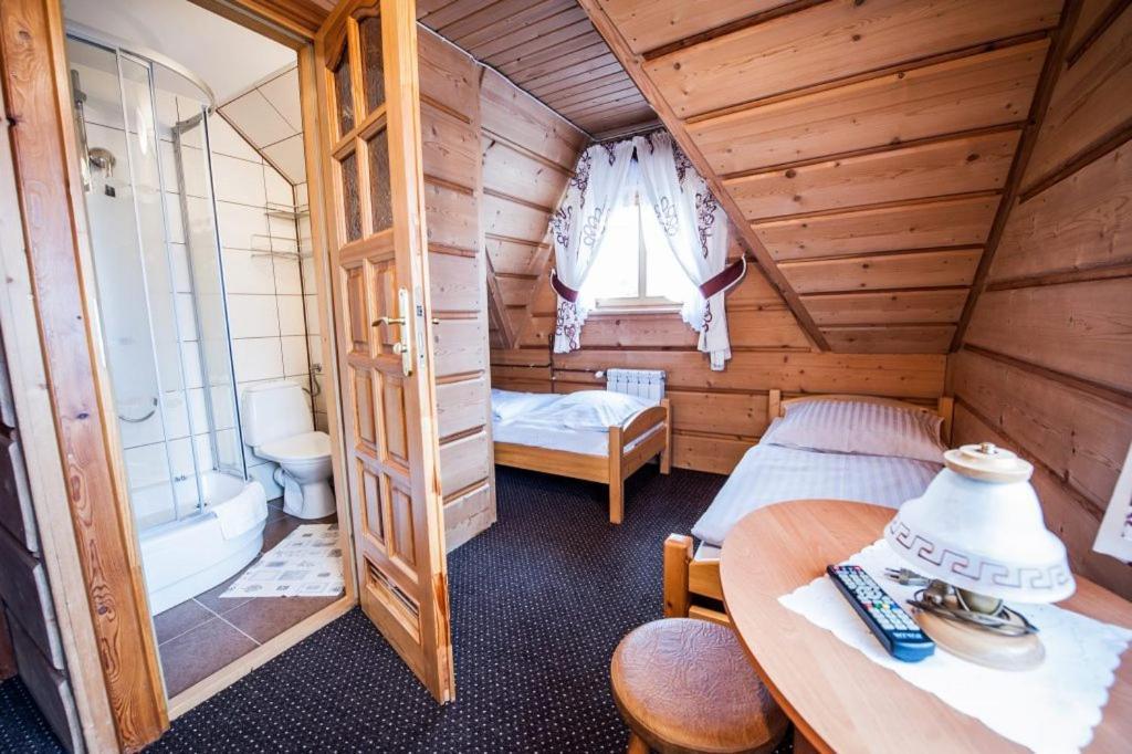 Goscinne Ewela Homestay Ciche Male